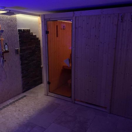 Apartman Vsetin Rokytnice Esterno foto