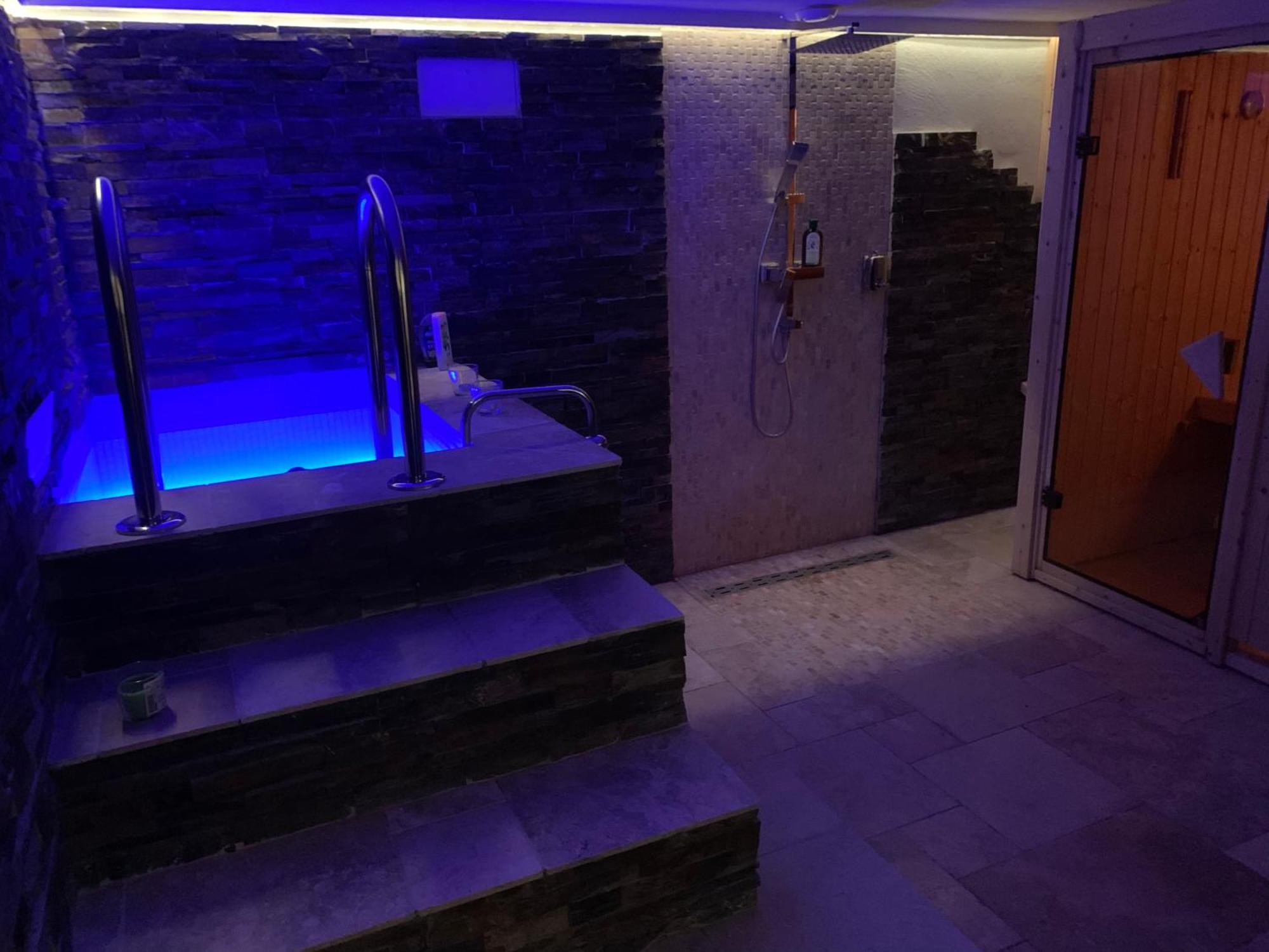Apartman Vsetin Rokytnice Esterno foto